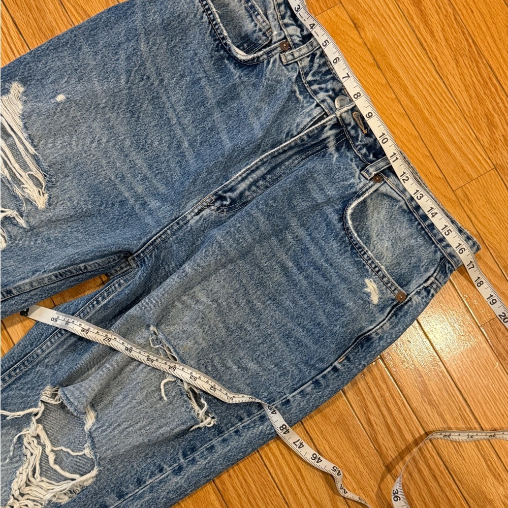 Zara Women’s Relaxed Ripped Blue Jeans - Picture 8 of 10